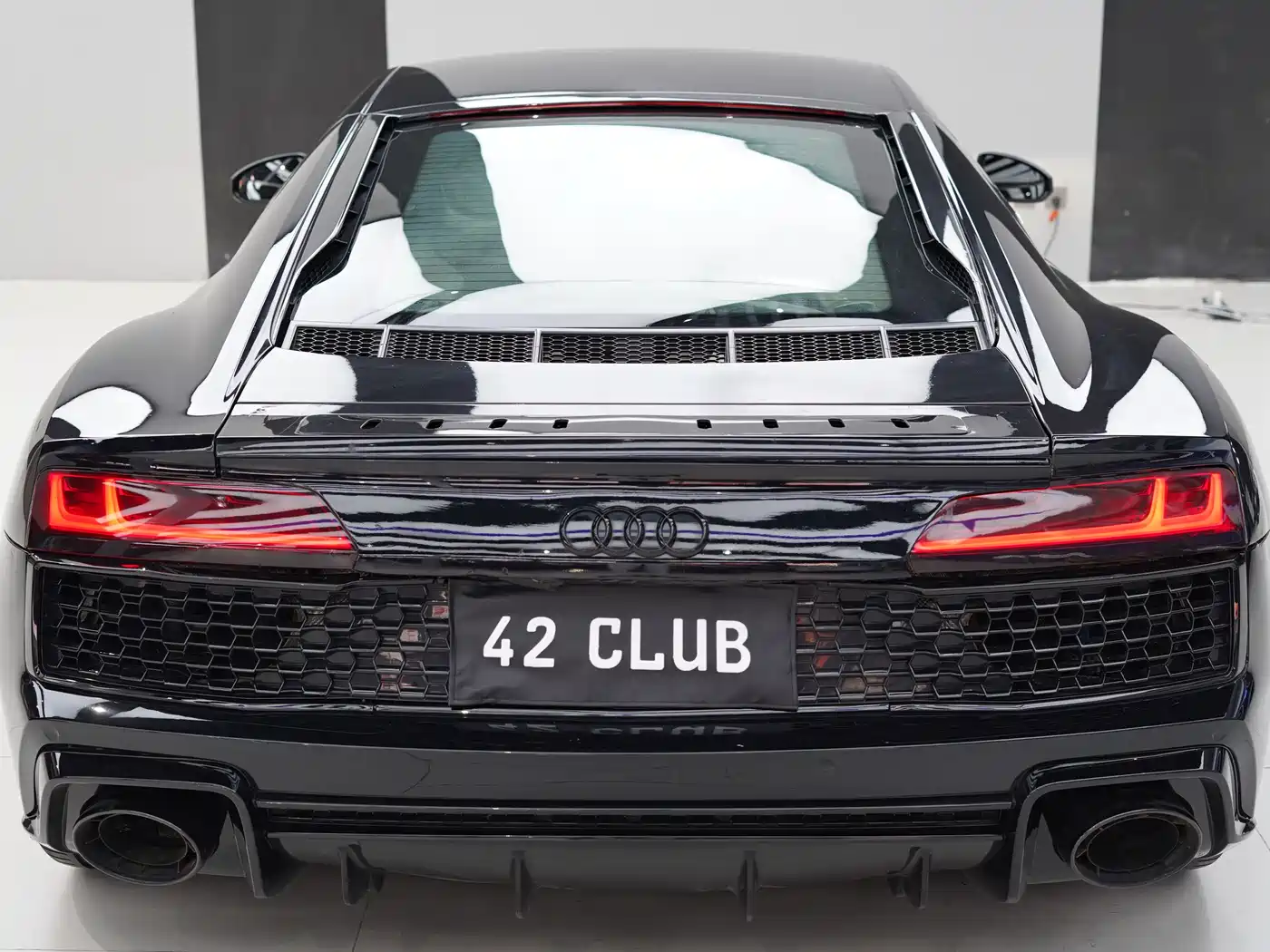 Audi R8 2016 V10 Coupe Performance фото 6