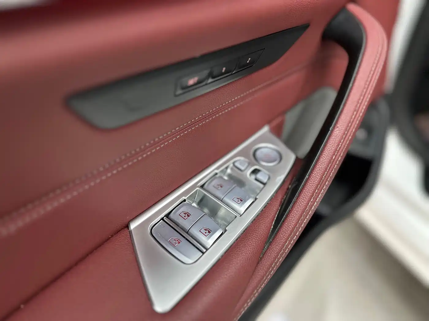 BMW 5 Series 2022 Model Second Facelift 530Li Leading M Sport Package фото 7