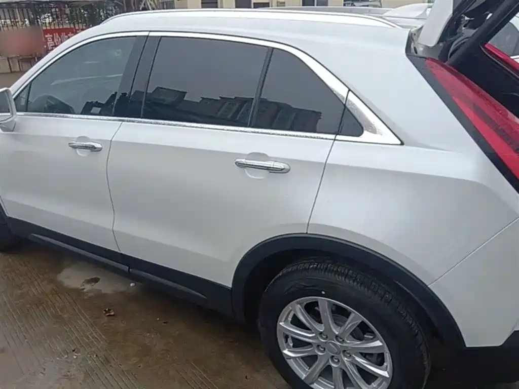 Cadillac XT4 2021 28T FWD Technology Edition фото 5