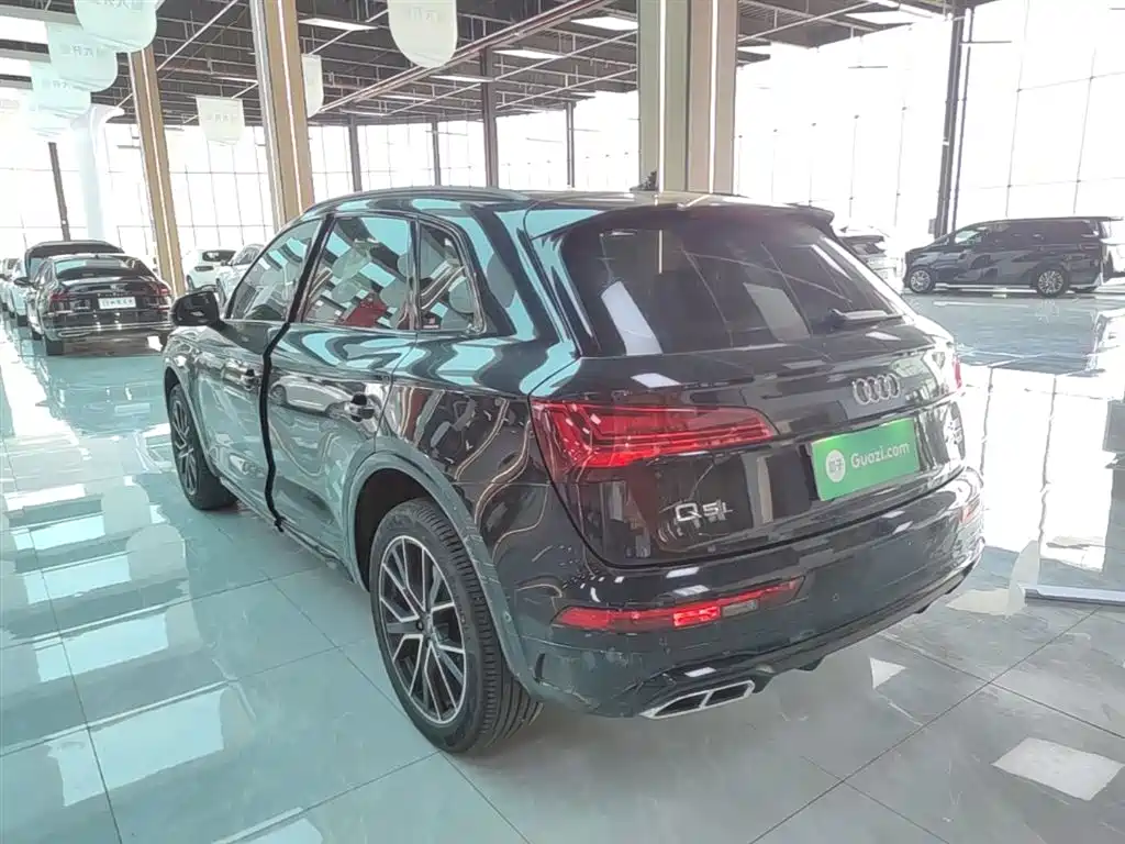 Audi Q5L 2024 Model 45 TFSI Luxury Dynamic фото 5