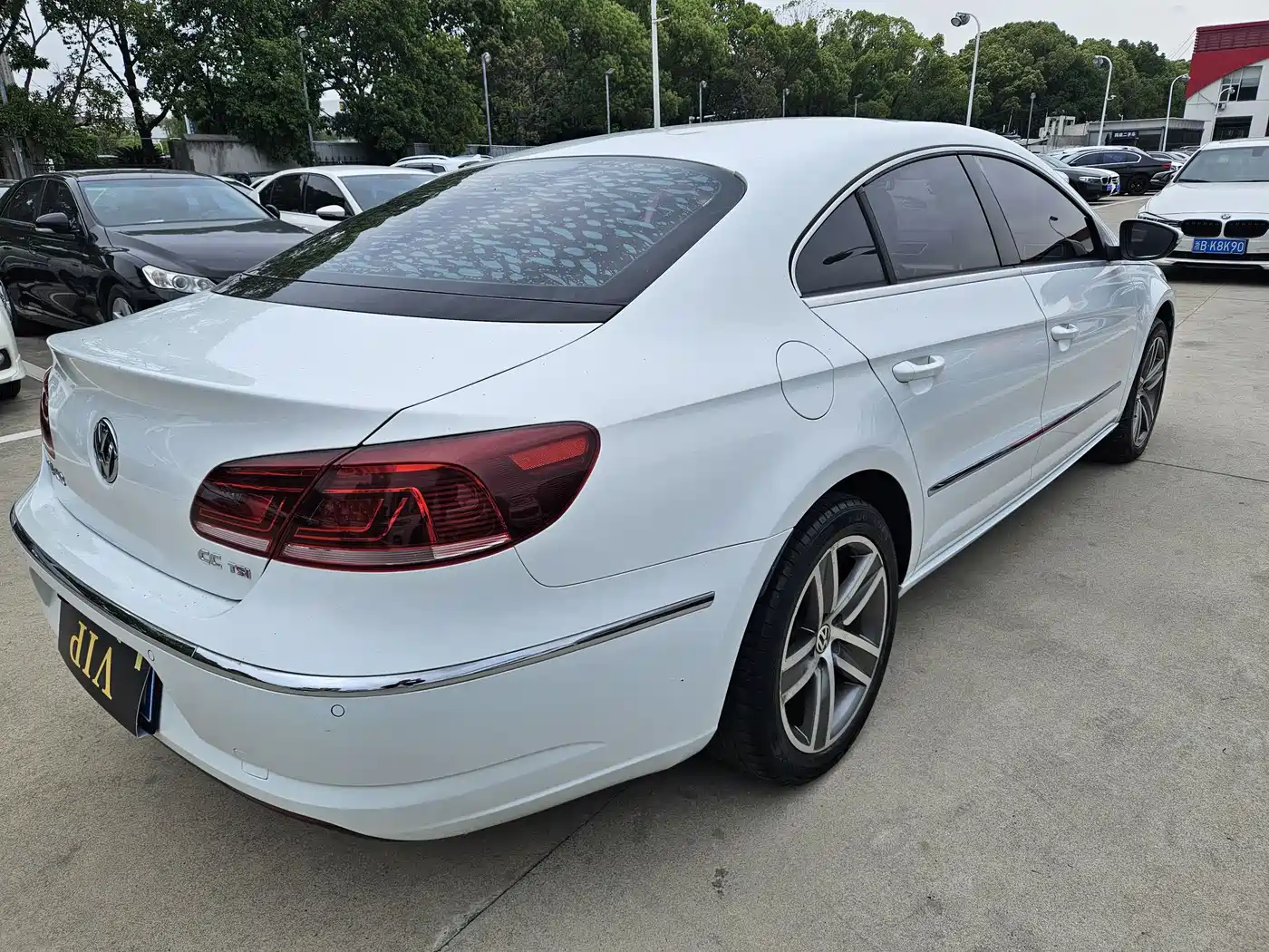 Volkswagen FAW-Volkswagen CC 2016 Model 1.8TSI Premium фото 16