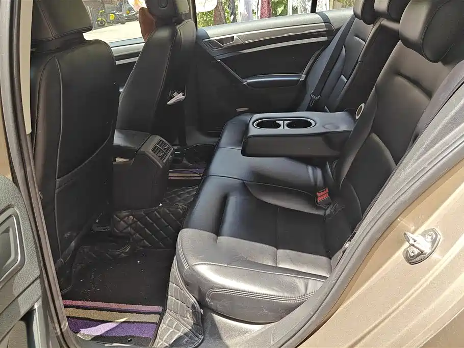 Volkswagen Golf 2016 230TSI Automatic Comfort фото 11