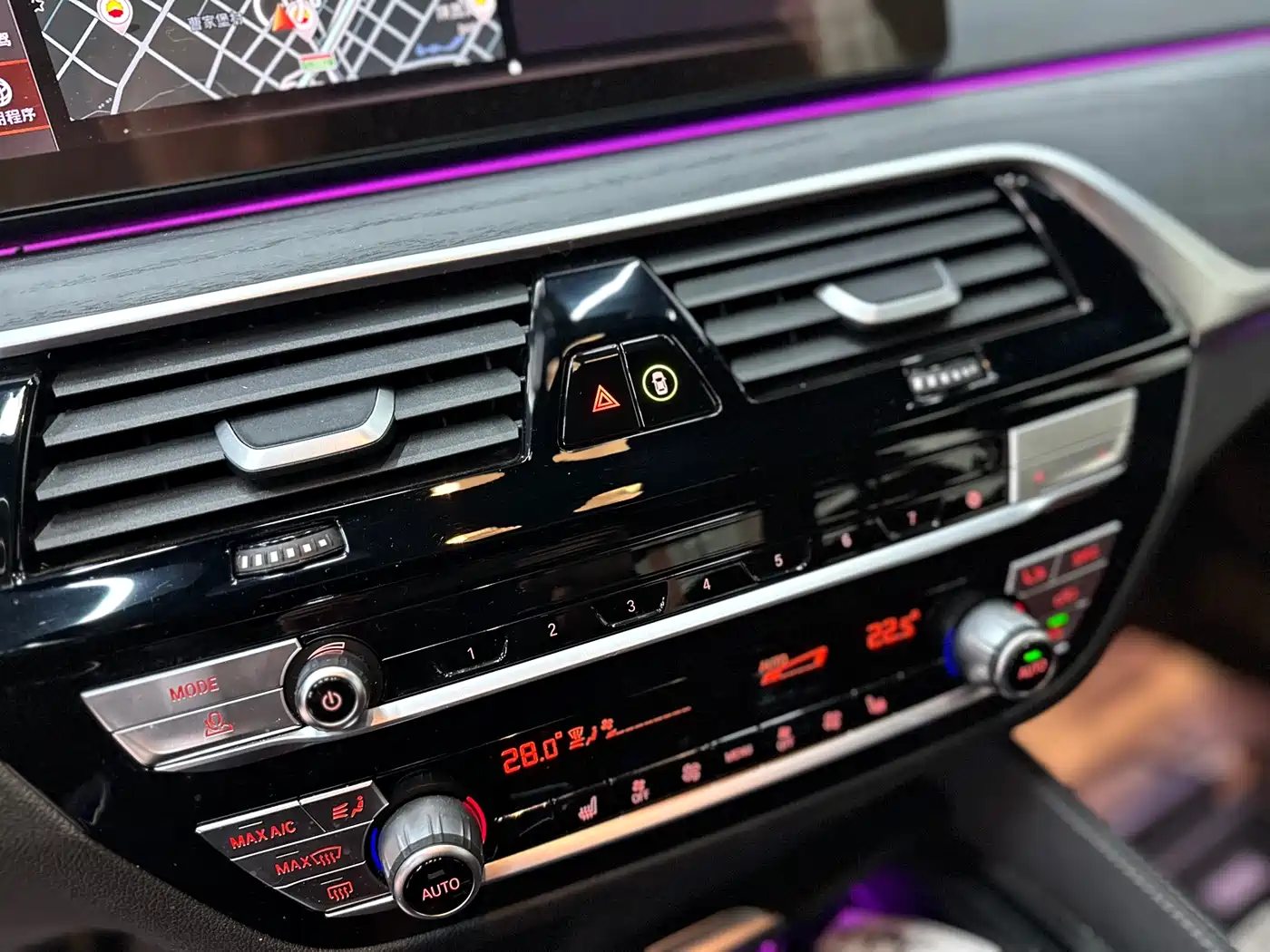 BMW 5 Series 2022 Model Second Facelift 530Li Leading M Sport Package фото 11