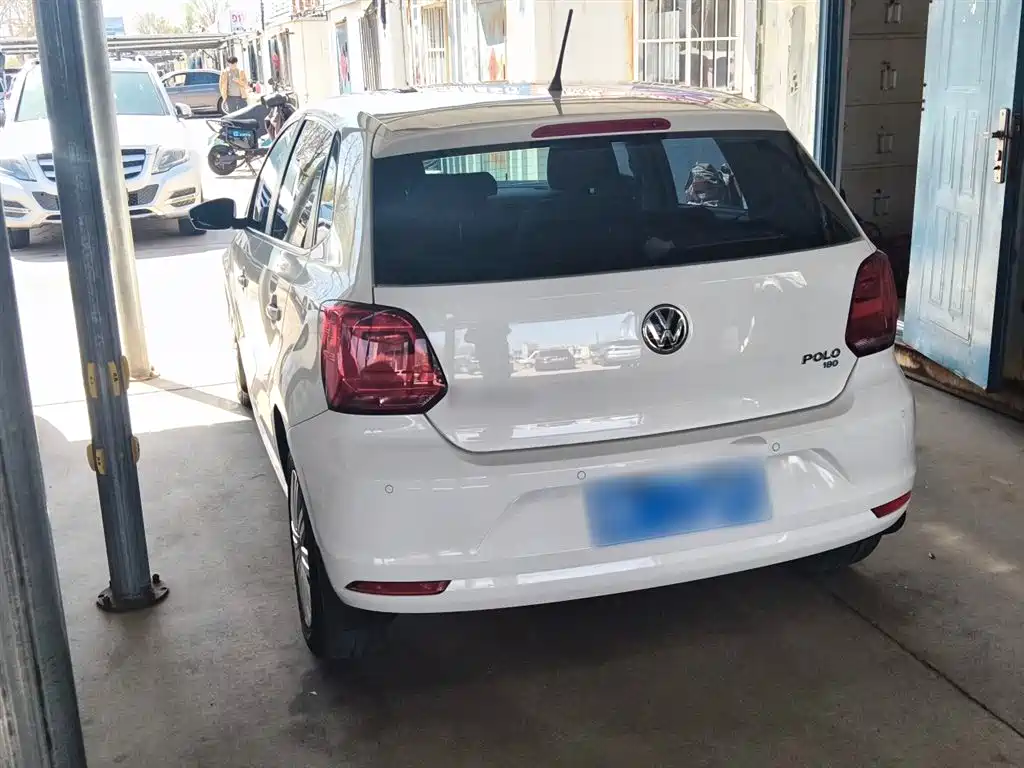 Volkswagen Polo 2018 1.5L Auto Comfort фото 23