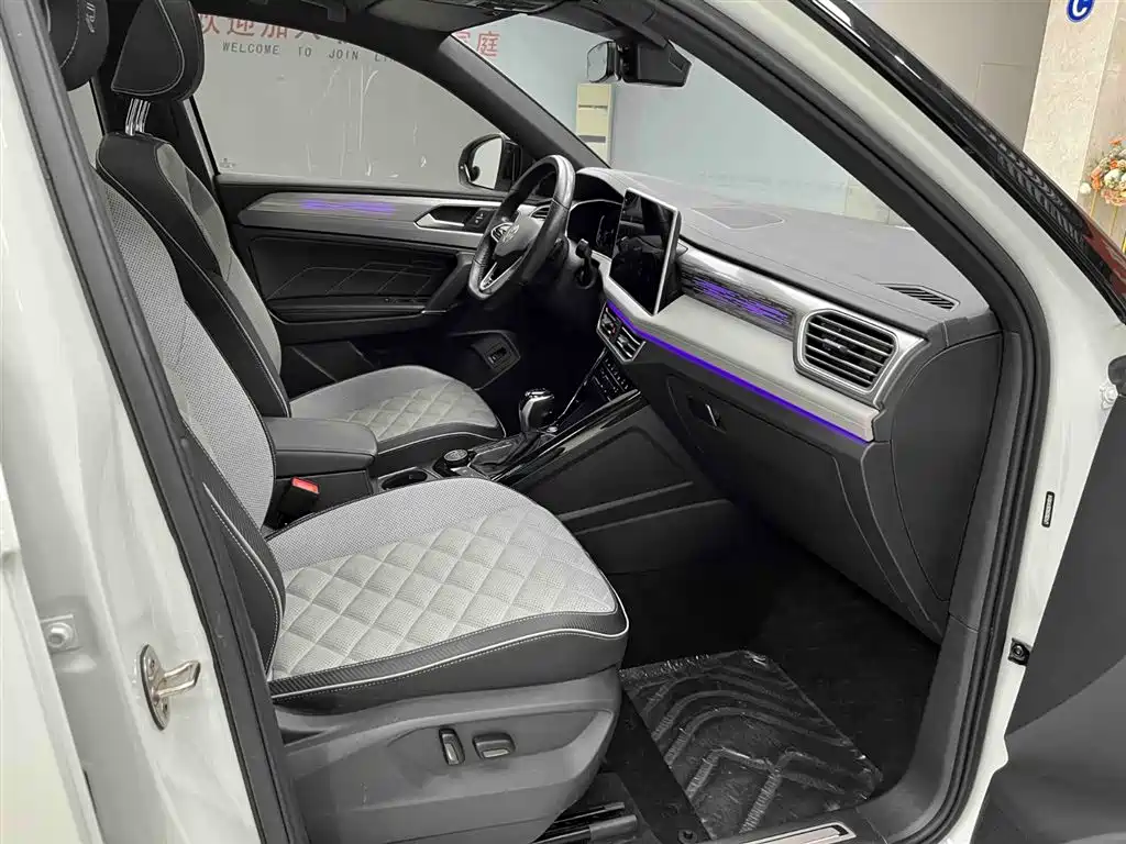 Volkswagen Tayron X 2023 380TSI 4WD Flagship Smart Edition фото 13