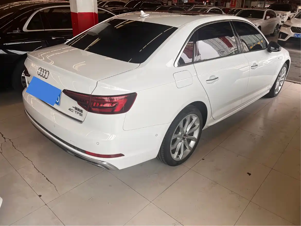 Audi A4L 2019 40 TFSI Fashion (China VI) фото 10
