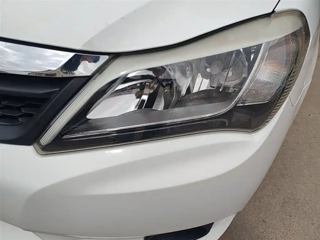 BYD F3 2015 Energy-saving Edition 1.5L Manual Comfort фото 24