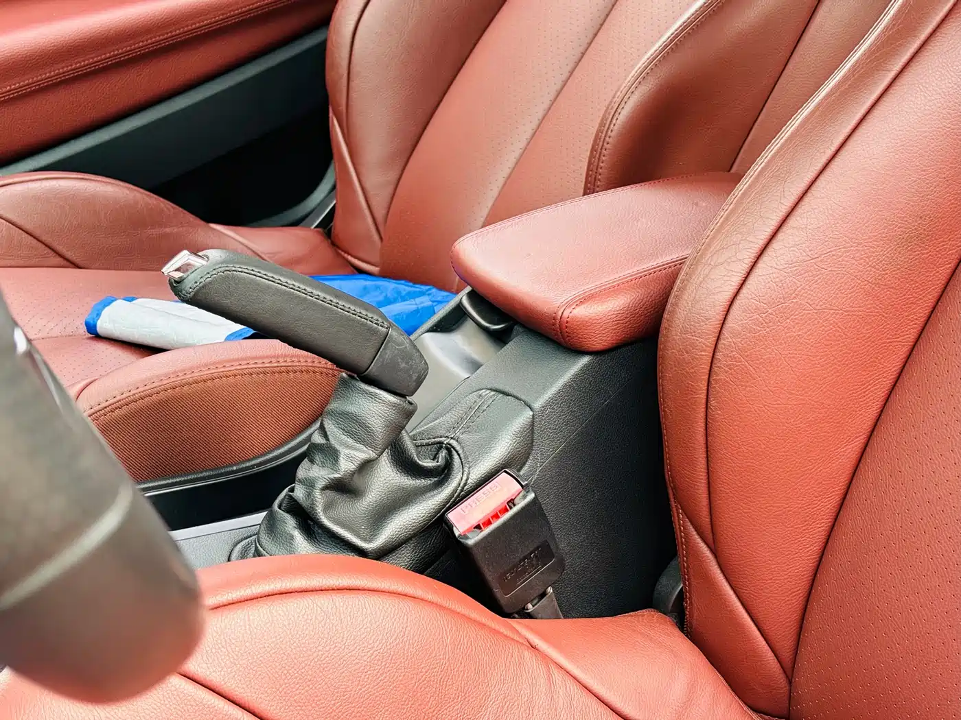 Peugeot 308 (Import) 2009 Model 1.6T CC Automatic Fashion фото 8