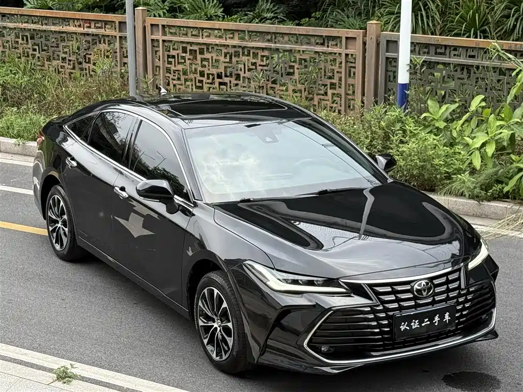 Toyota Avalon 2022 2.0L Luxury Edition фото 10