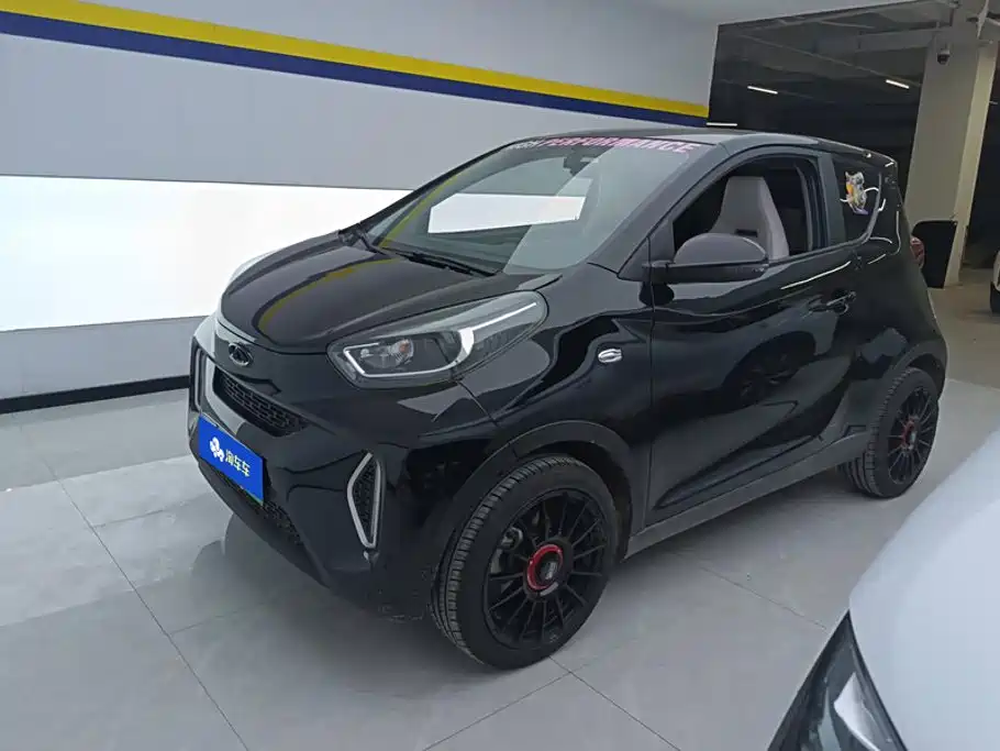 QQ New Energy Little Ant 2021 200K Fans Edition Energy Version (NCM Battery 301km)