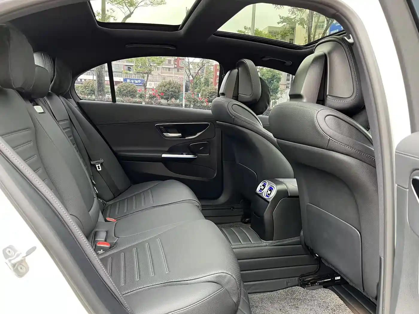 Mercedes-Benz C-Class 2025 C 260 L Sport Edition фото 14