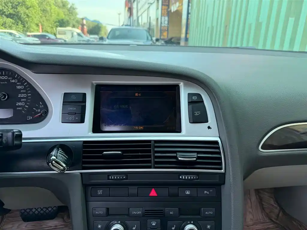 Audi A6L 2010 2.7 TDI фото 6