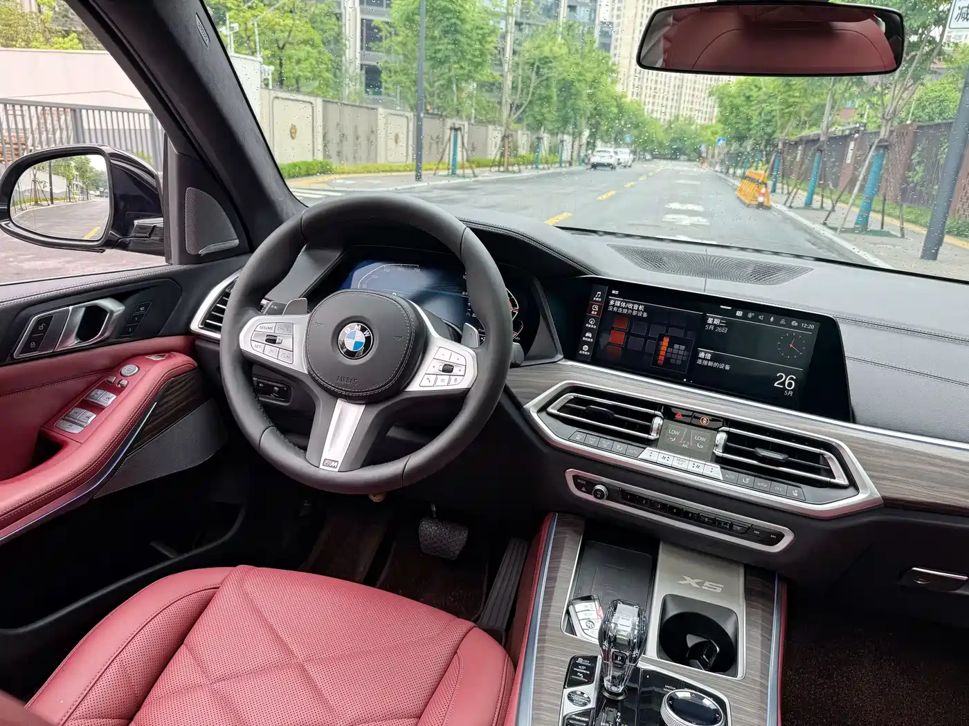 BMW X5 2022 Model xDrive 40Li M Sport Package фото 11