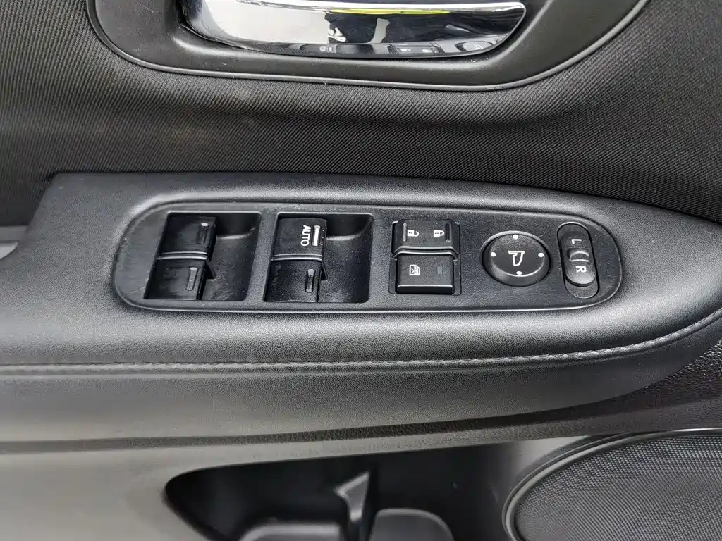 Honda Vezel 2016 2015 1.5L CVT 2WD Comfort