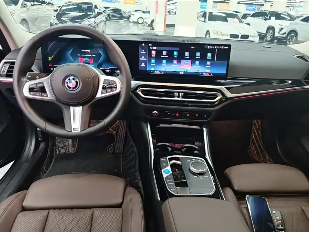BMW i3 2022 eDrive 35 L фото 10