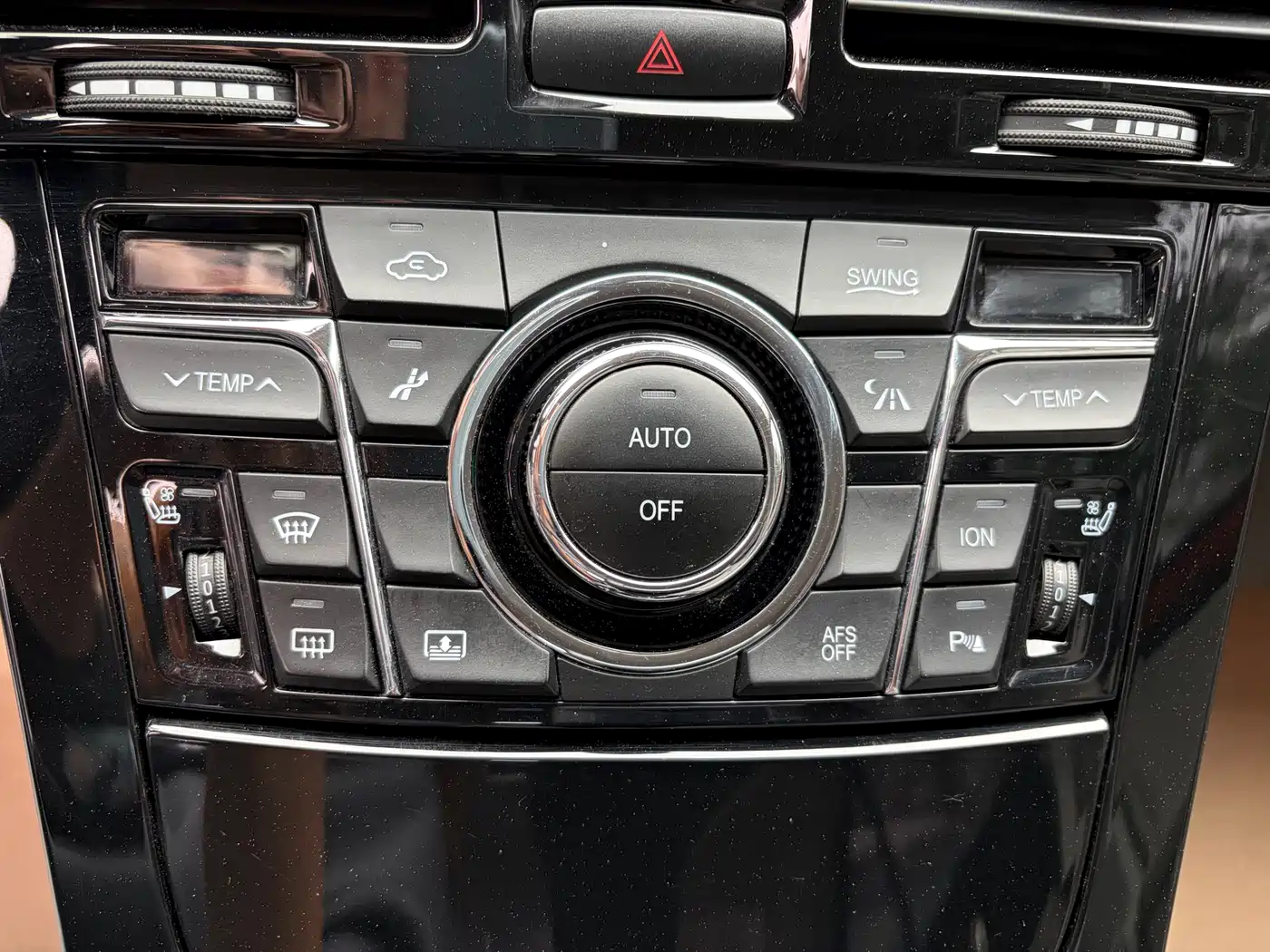 Hongqi H7 2015 2.0T Luxury фото 23