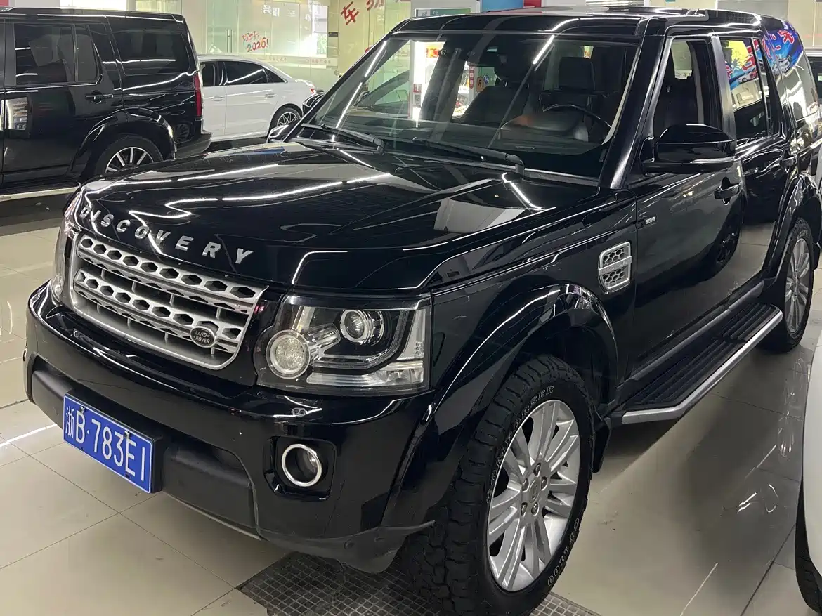 Land Rover Discovery 2014 3.0 SDV6 HSE Diesel фото 2