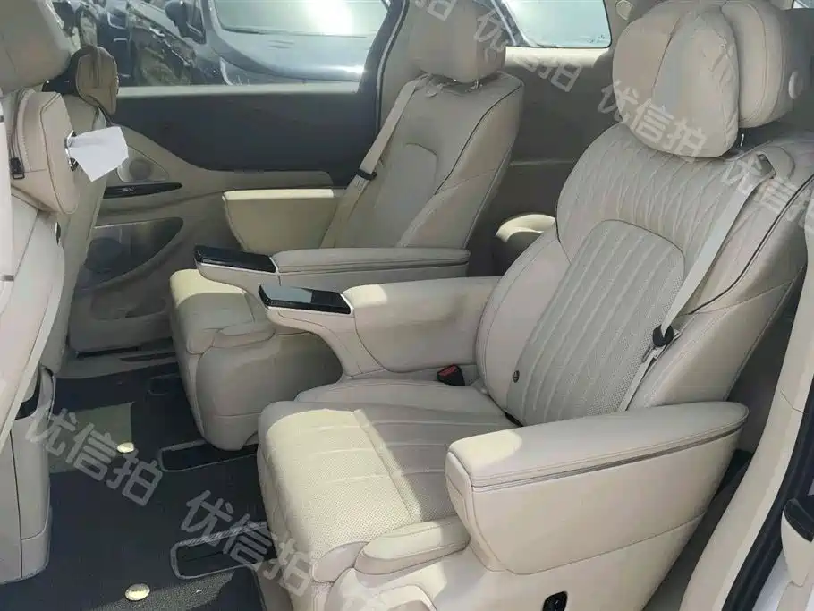 Voyah Auto Voyah Dreamer 2025 PHEV AWD Flagship Kunpeng Edition фото 6