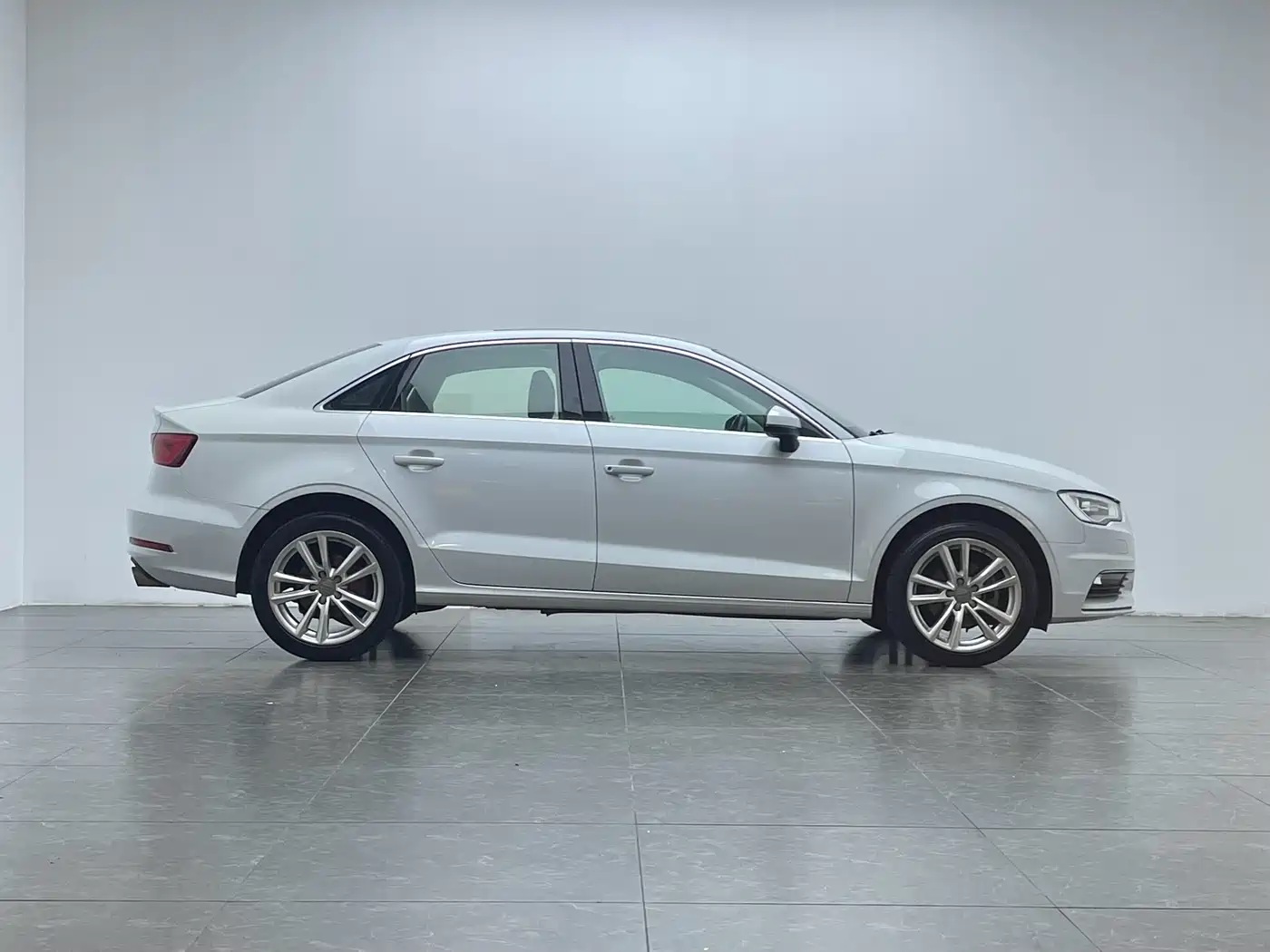 Audi A3 2016 Limousine 35 TFSI Style фото 5