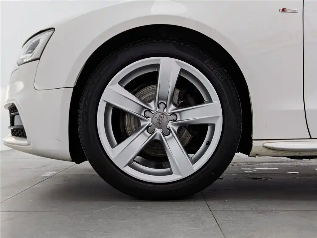 Audi A5 (Import) 2016 Facelift Coupe 35 TFSI Progressive фото 17