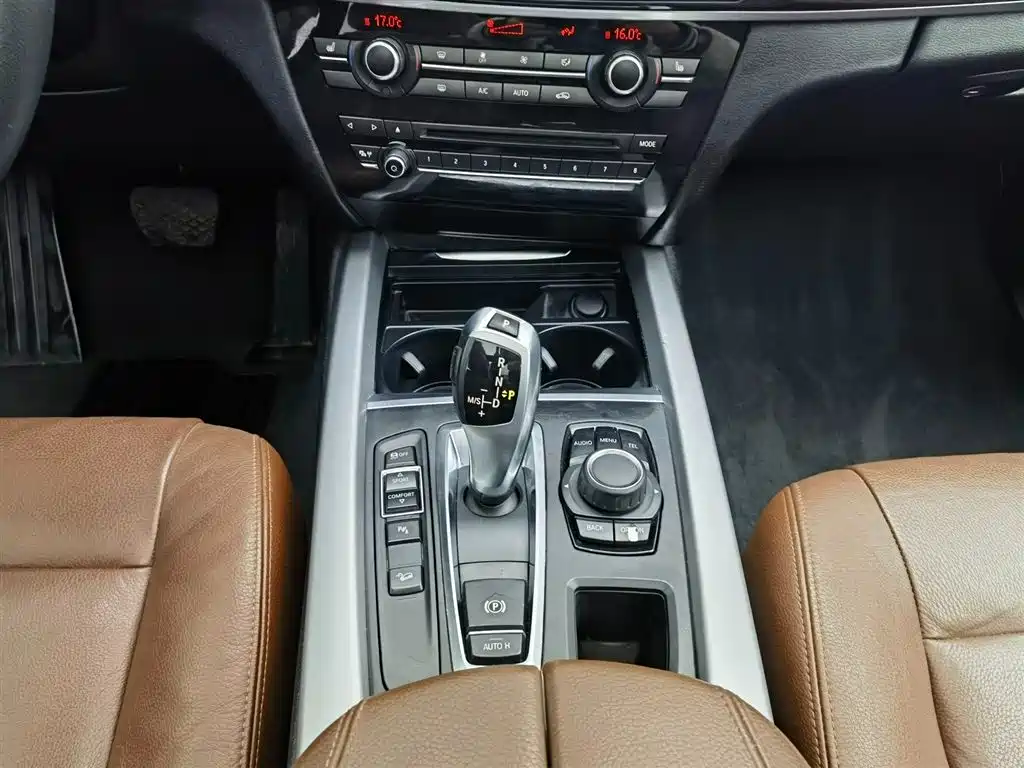 BMW X5 (Import) фото 17