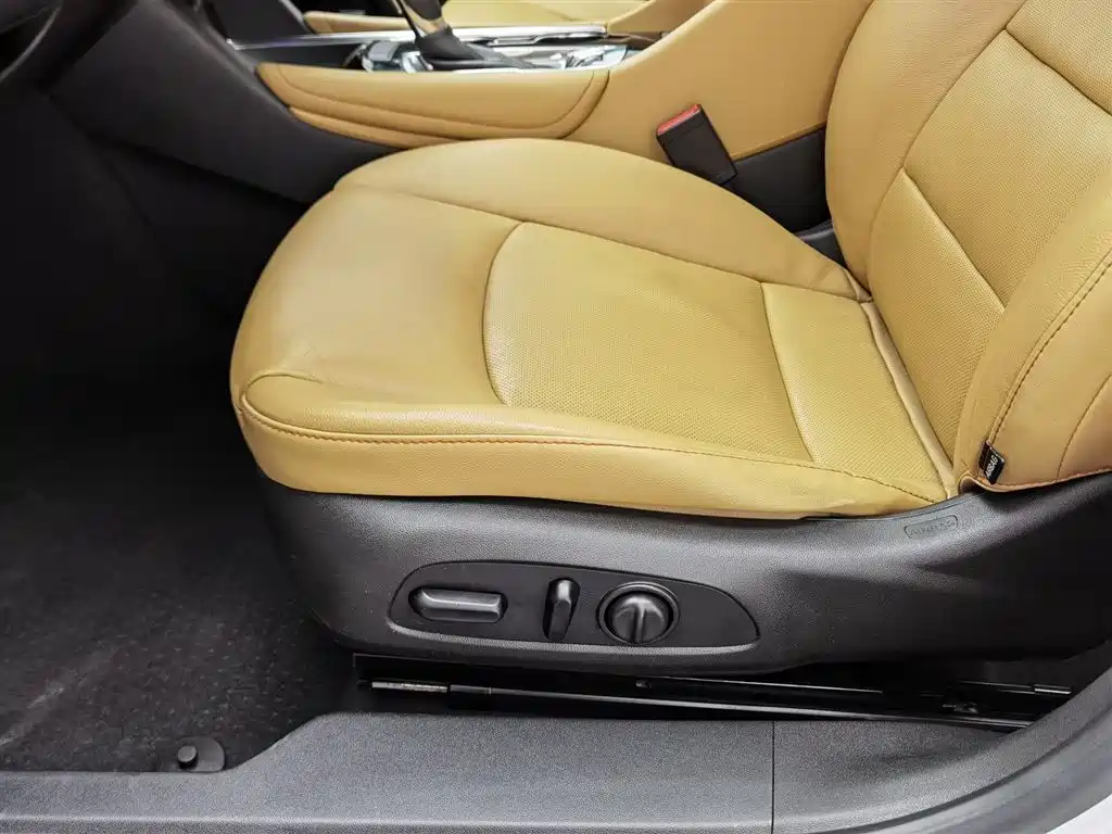 Chevrolet Malibu XL 2017 1.8L Full Hybrid Executive Edition фото 20
