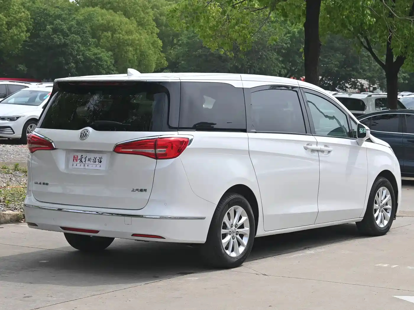 Buick GL8 2017 ES 28T Comfort Type China V фото 6