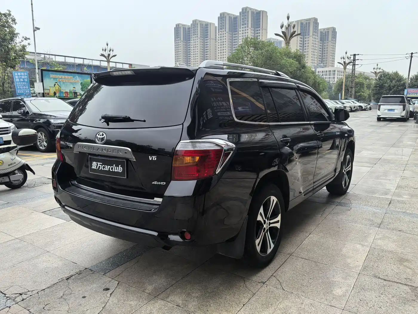Toyota Highlander 2009 3.5L 4WD 7-seater Luxury Navigation Edition фото 13