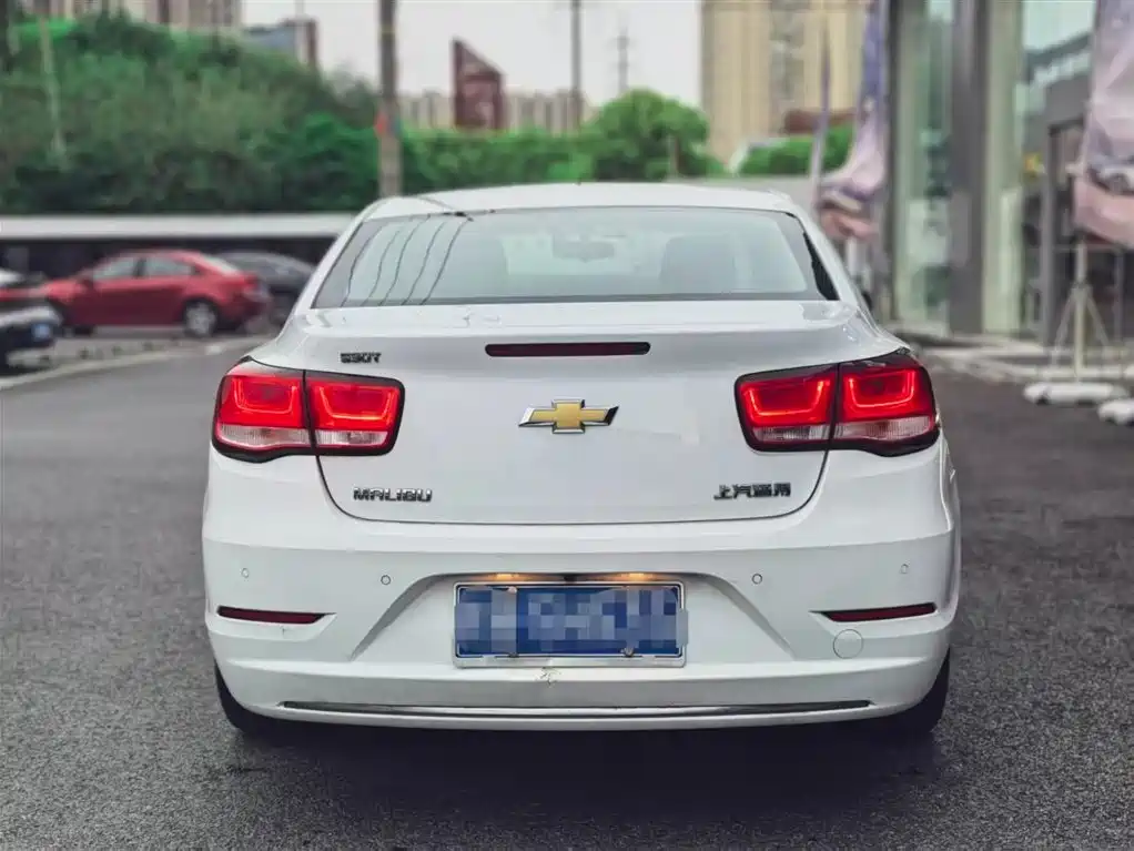 Chevrolet Malibu 2017 1.5T Automatic Luxury Edition фото 9