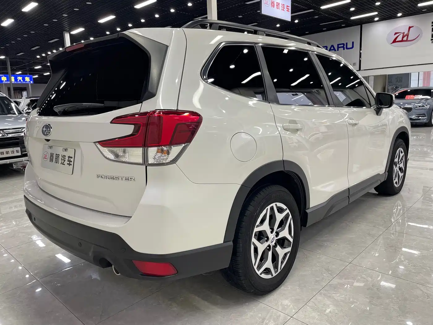 Subaru Forester 2023 2022 2.0i AWD Luxury Edition with EyeSight