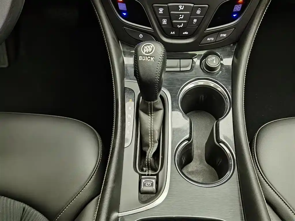 Buick Envision Plus 2016 20T 2WD Leading фото 13