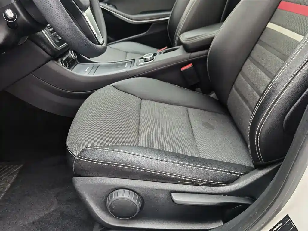 Mercedes-Benz A-Class (Import) 2015 A 180 фото 20