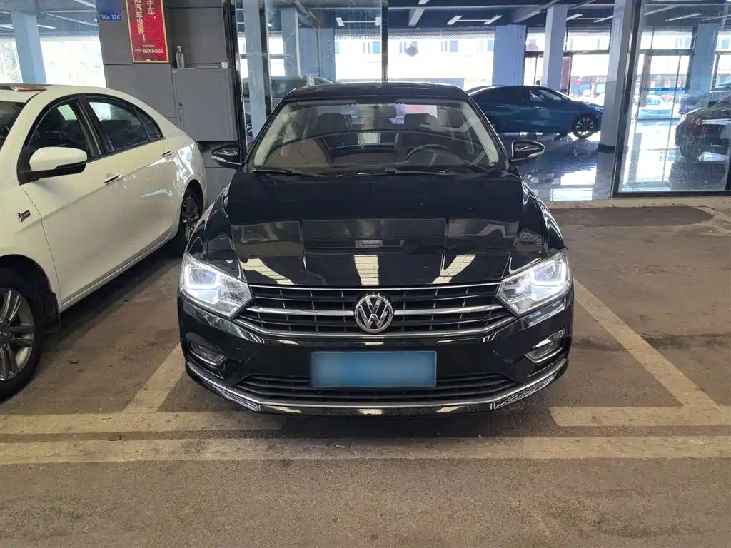 Volkswagen Bora 2018 1.5L Automatic Comfort фото 3