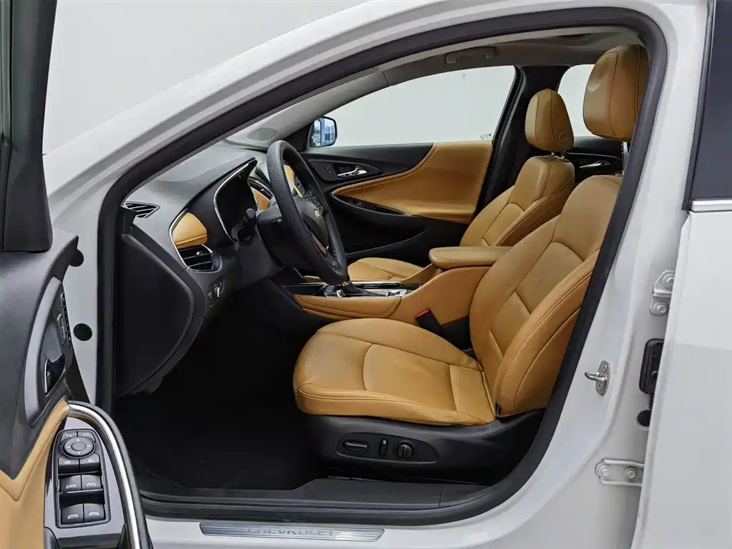 Chevrolet Malibu XL 2017 1.8L Full Hybrid Executive Edition фото 10