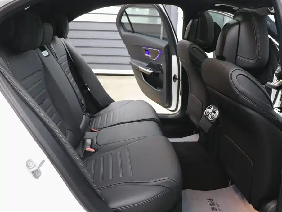 Mercedes-Benz C-Class 2024 Facelift C 260 L Sport фото 23