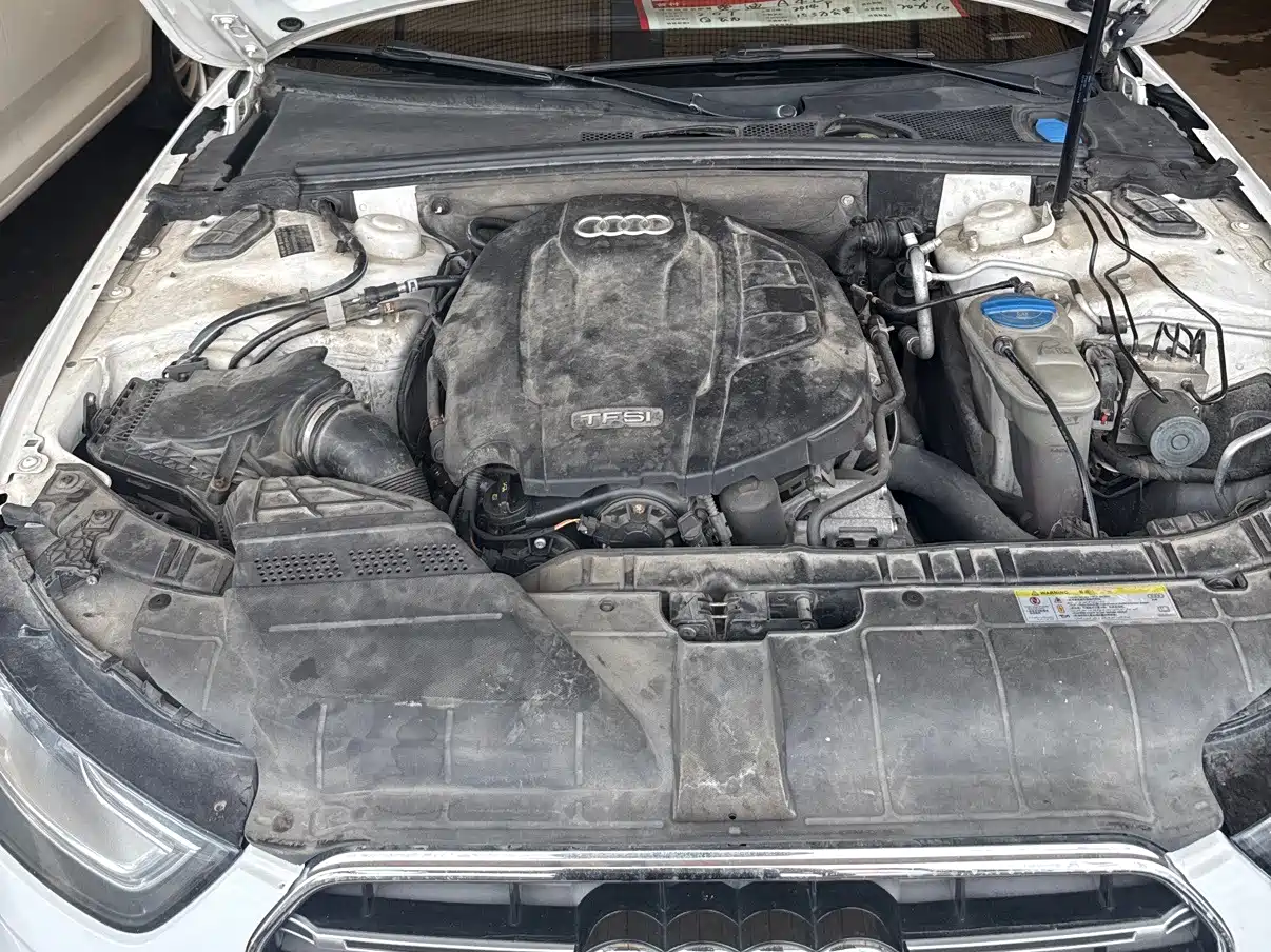 Фото 13 - Audi A4L