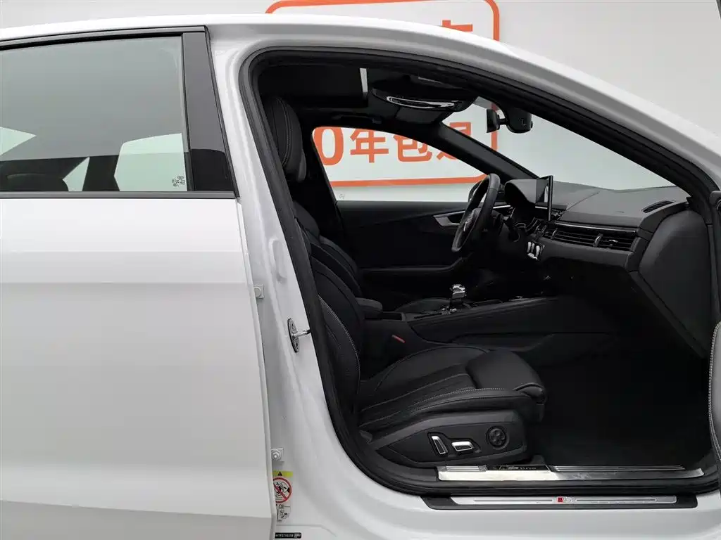 Audi A4L 2024 40 TFSI Luxury Dynamic фото 23