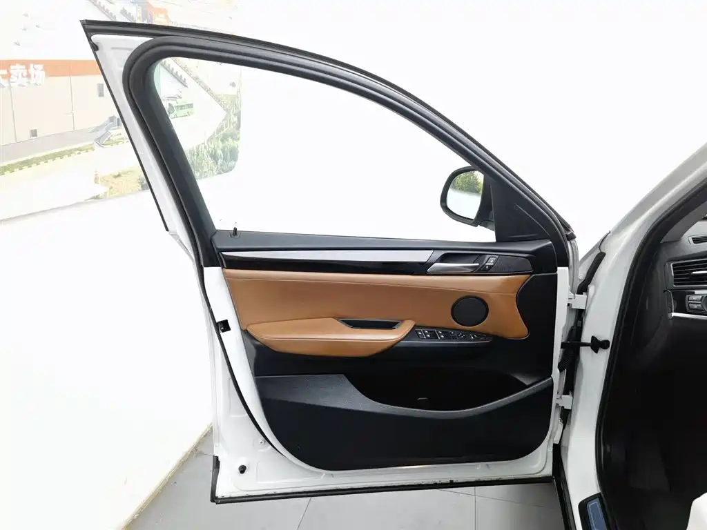 BMW X4 2014 xDrive20i X Design Package фото 8