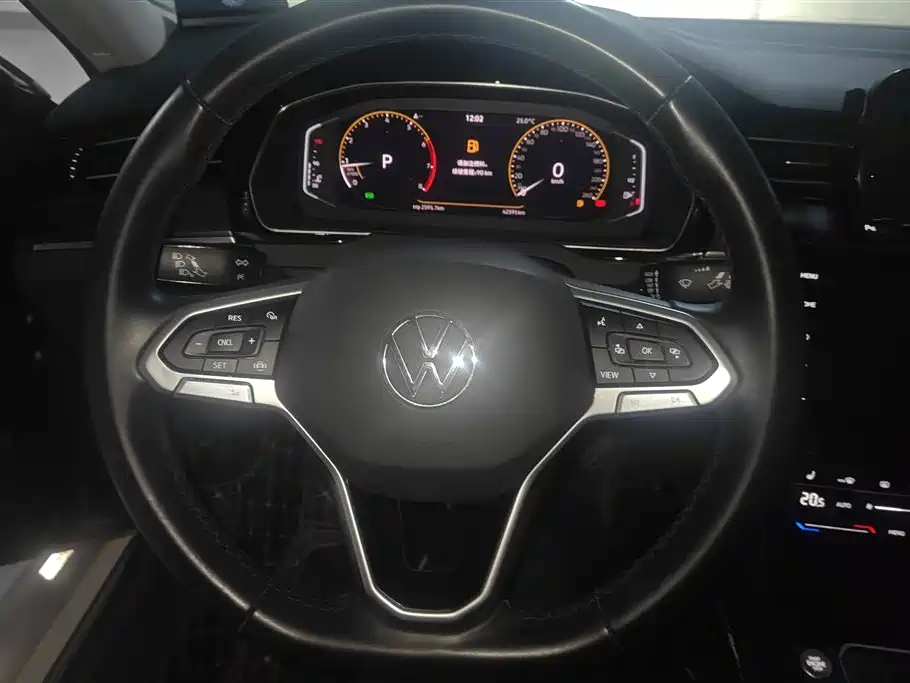 Volkswagen Magotan 2020 330TSI DSG Luxury фото 13