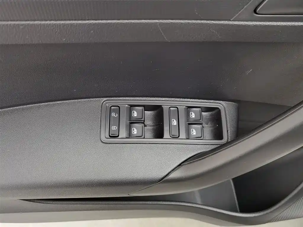 Volkswagen Santana 2021 1.5L Manual Trend Edition фото 9