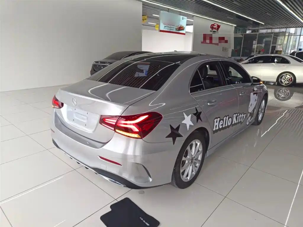 Mercedes-Benz A-Class 2020 A 200 L Sport Sedan фото 7