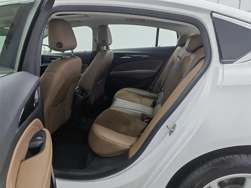 BUICK REGAL