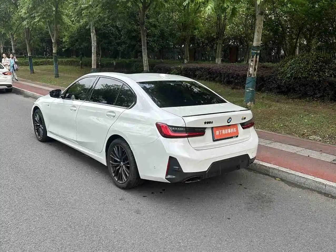 BMW 3 Series 2024 325Li M Sport Shadowline Package фото 12