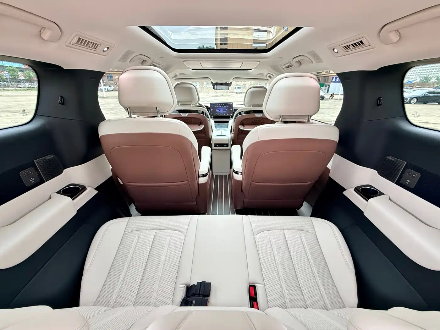 BYD Xia 2025 DM-i 1.5T 180km Excellence фото 22