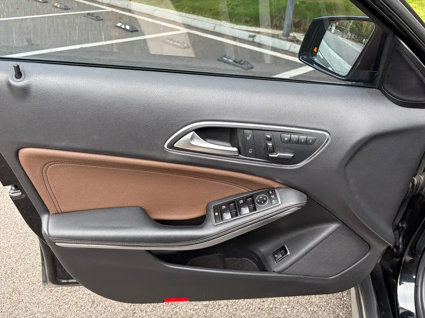 Фото 10 - Mercedes-Benz GLA