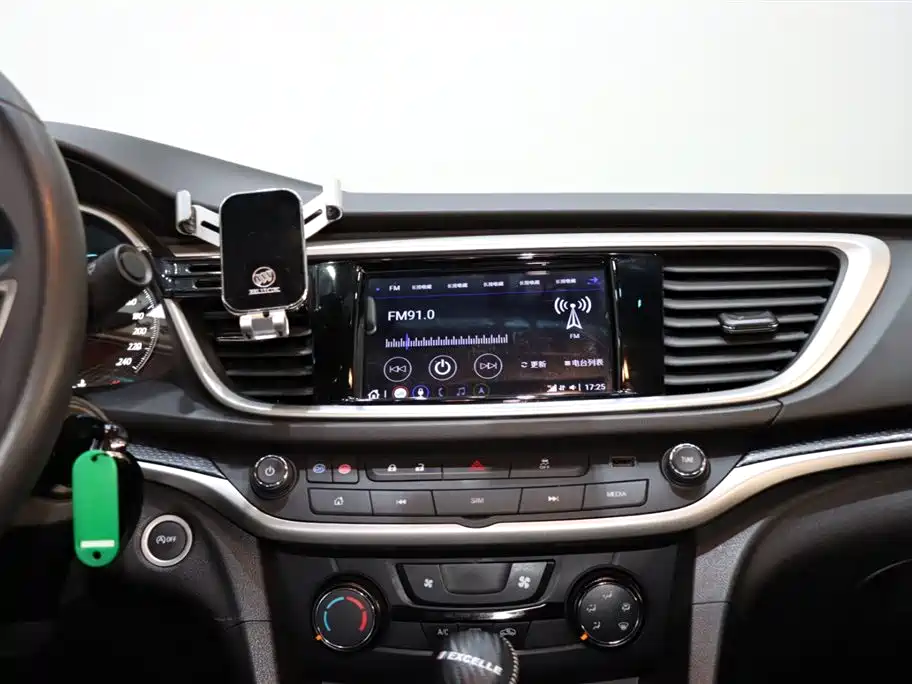 Buick Excelle 2021 Facelift Exemplar 1.5L Auto Elite фото 14