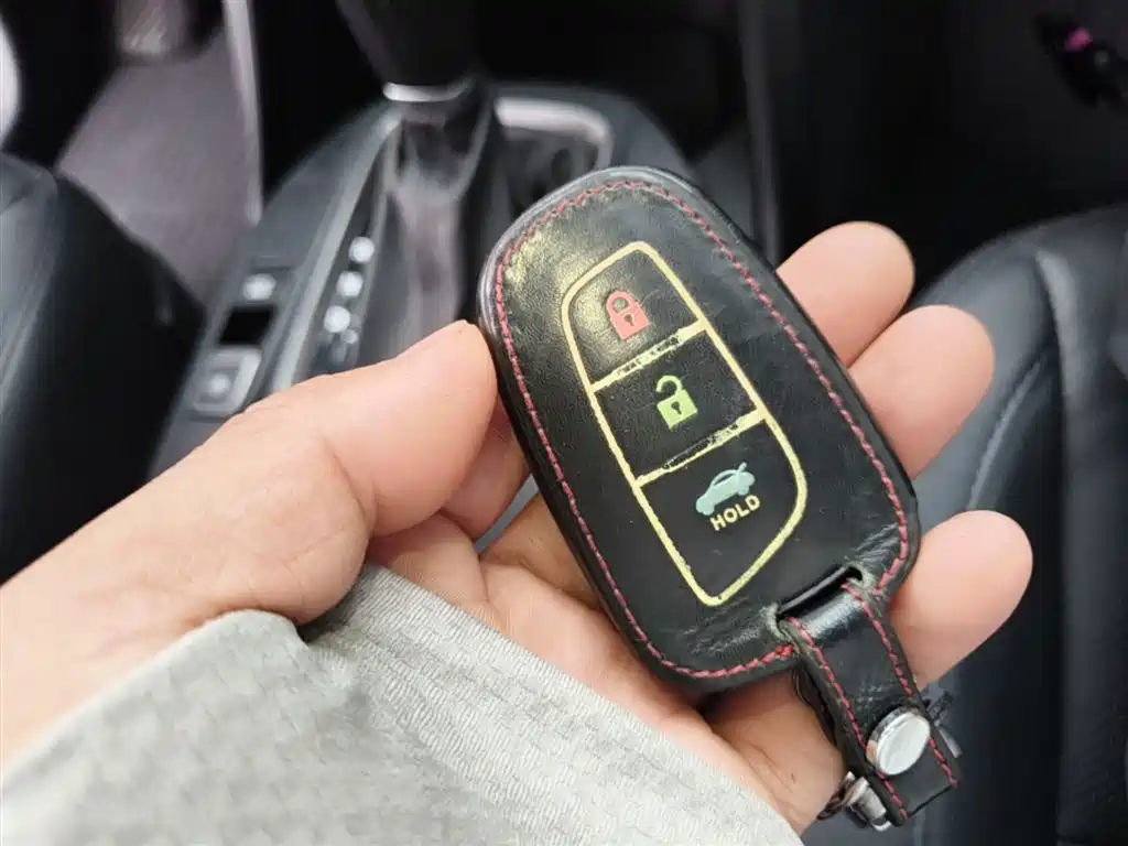 Hyundai Santa Fe 2015 2.4L Automatic 2WD Smart 5-seater фото 9