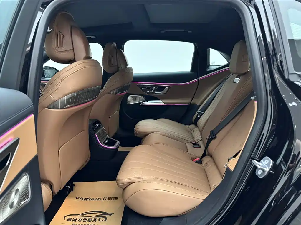 Mercedes-Benz E-Class 2025 E 300 L Luxury фото 9