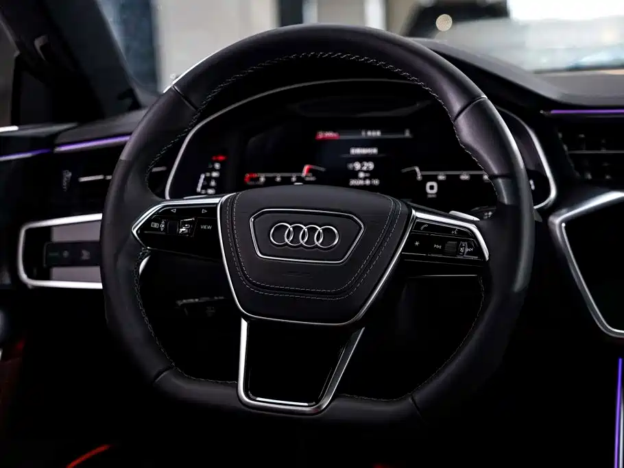 Audi A7L 2025 2024 45 TFSI quattro Black Warrior Edition
