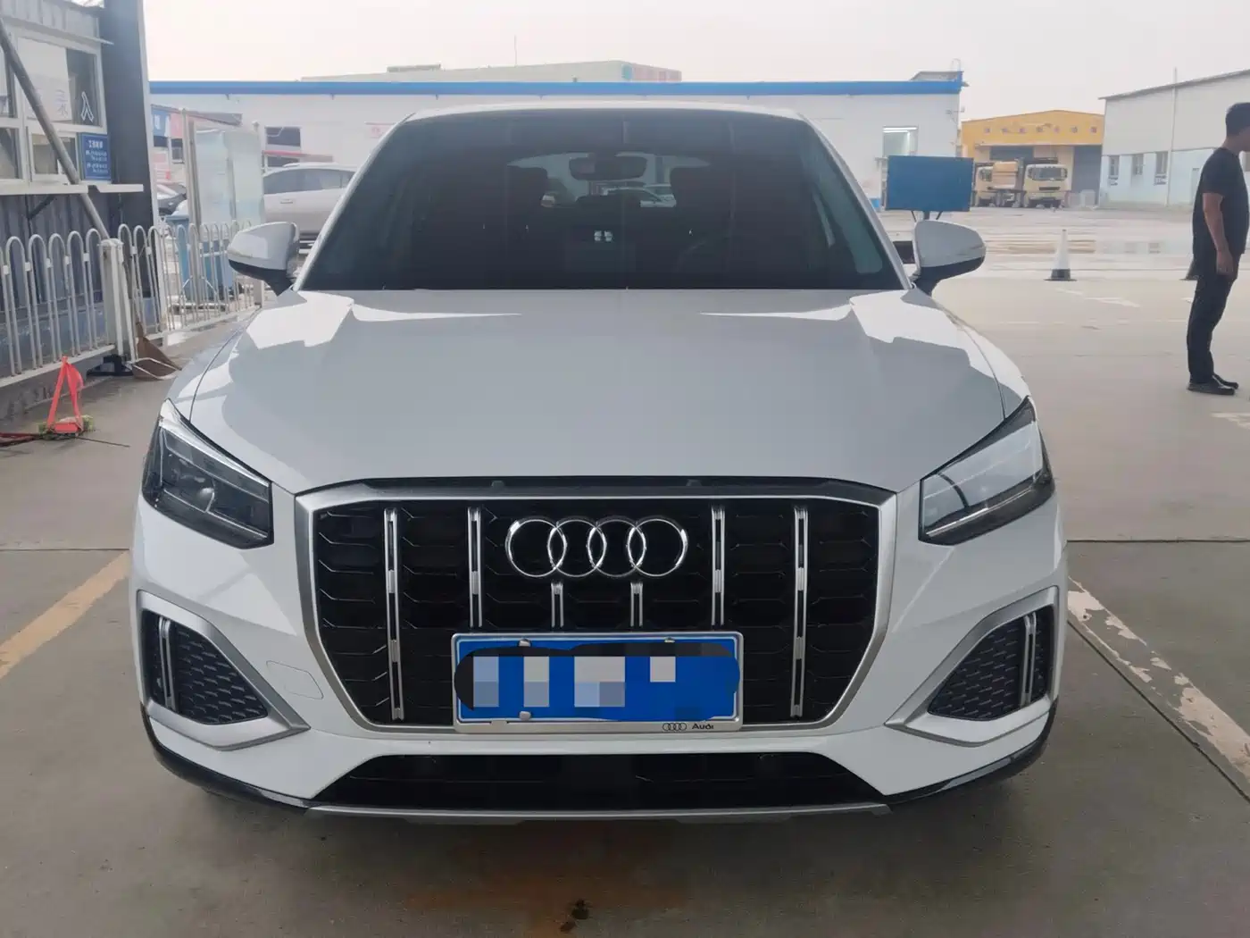 AUDI Q2L